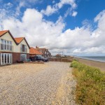 Seaside, tide view, barn & beach, norfolk holidays, self-catering, beach houses, lifesabeach, barn & beach, all seasons, four seasons