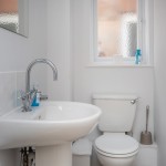 loo, toilets, self catering holidays, two bathrooms, loo at seascape, barn & beach, norfolk holidays, lifesabeach