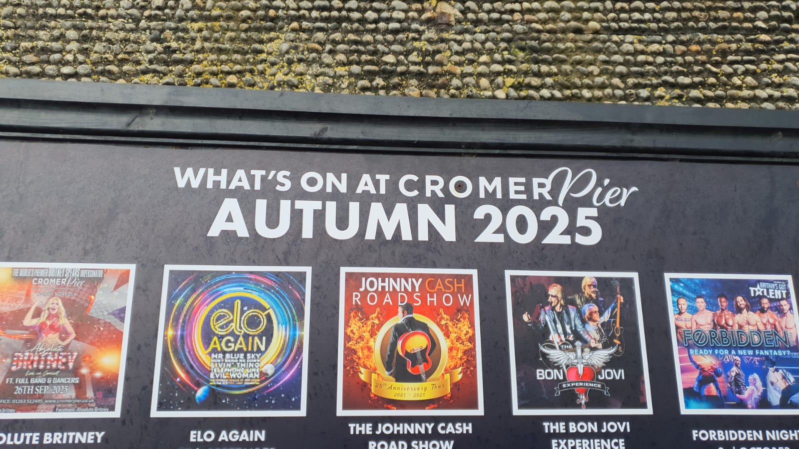 Cromer pier, holidays & beer,norfolk holidays, sunshine, Autumn Sun, The autumn, Walcott, Bacton,Happisburgh, Mundesley, John Lydon, Johnny Rotten.